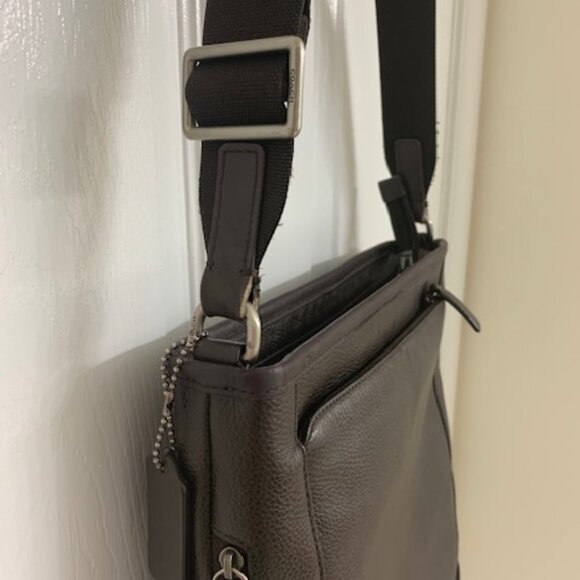 Coach Classic Camden Tech Leather File Messenger Crossbody bag - Picture 2 of 16